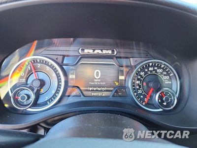 Zdjęcie 9 z 12 samochodu: 2023 RAM 1500 LARAMIE VIN:1C6SRFJT9PN500804 - miniatura