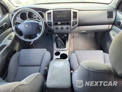 Zdjęcie 8 z 12 samochodu: 2006 TOYOTA TACOMA ACCESS CAB VIN:5TEUU42N56Z265107 - miniatura