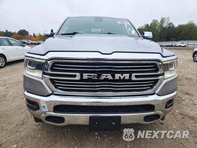 Piąte zdjęcie samochodu w środku: 2019 RAM 1500 LARAMIE VIN:1C6SRFDT9KN860787 - miniatura