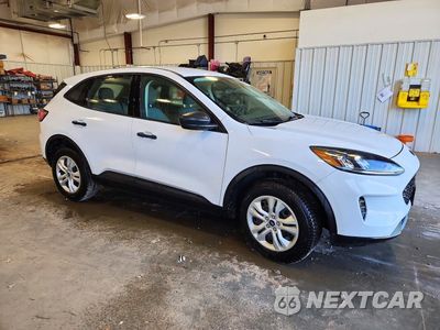Czwarte zdjęcie samochodu z boku: 2021 FORD ESCAPE S VIN:1FMCU9F6XMUA90107 - miniatura