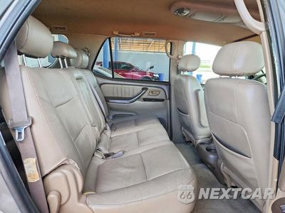 Zdjęcie 11 z 13 samochodu: 2003 TOYOTA SEQUOIA LIMITED VIN:5TDZT38A73S169981 - miniatura
