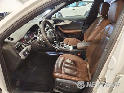 Zdjęcie 7 z 12 samochodu: 2017 AUDI A4 PREMIUM VIN:WAUANAF45HN043976 - miniatura