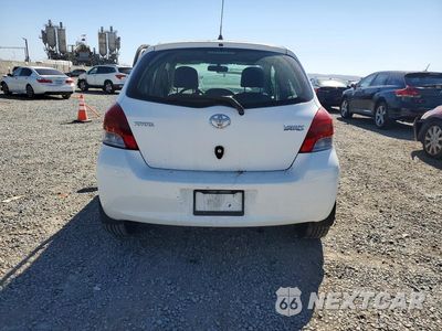 Zdjęcie 6 z 12 samochodu: 2009 TOYOTA YARIS BASE VIN:JTDKT903995243000 - miniatura