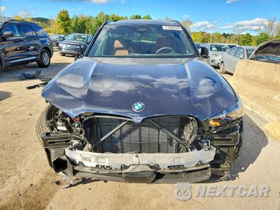 Piąte zdjęcie samochodu w środku: 2026 BMW X5 M60I VIN:5UX33EU00T9550065 - miniatura