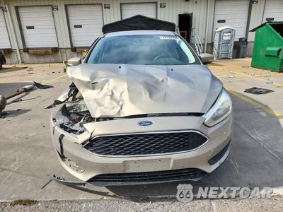 Piąte zdjęcie samochodu w środku: 2016 FORD FOCUS SE VIN:1FADP3F27GL386275 - miniatura