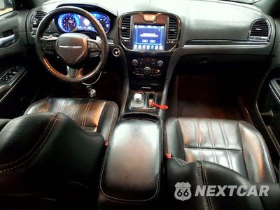 Zdjęcie 8 z 13 samochodu: 2018 CHRYSLER 300 S VIN:2C3CCABG1JH285619 - miniatura