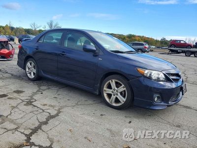 Czwarte zdjęcie samochodu z boku: 2013 TOYOTA COROLLA S VIN:2T1BU4EE0DC070635 - miniatura