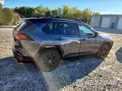 Trzecie zdjęcie samochodu z tyłu: 2024 TOYOTA RAV4 XSE VIN:4T3E6RFV2RU141835 - miniatura