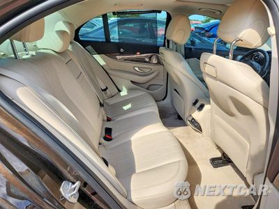 Zdjęcie 10 z 12 samochodu: 2018 MERCEDES-BENZ E 300 4MATIC VIN:WDDZF4KB6JA381706 - miniatura