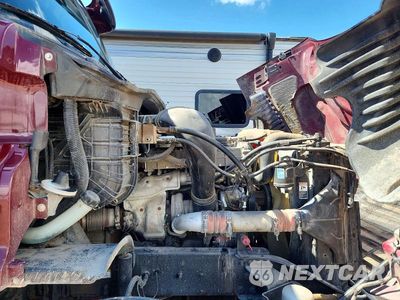 Zdjęcie 11 z 13 samochodu: 2018 FREIGHTLINER CASCADIA 125 SEMI TRUCK VIN:3AKJGLDV1JSJK1320 - miniatura