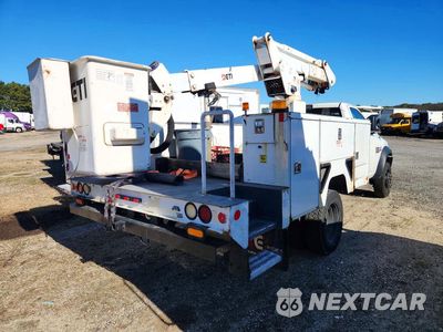 Trzecie zdjęcie samochodu z tyłu: 2015 RAM 5500 BUCKET TRUCK VIN:3C7WRMAL0FG577974 - miniatura