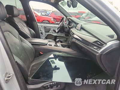 Zdjęcie 7 z 12 samochodu: 2015 BMW X5 XDRIVE50I VIN:5UXKR6C58F0J76214 - miniatura