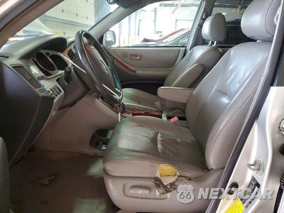 Zdjęcie 7 z 12 samochodu: 2004 TOYOTA HIGHLANDER LIMITED VIN:JTEEP21A840026738 - miniatura
