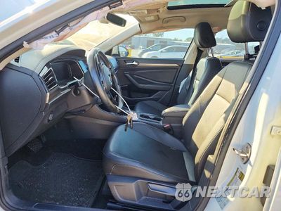 Zdjęcie 7 z 12 samochodu: 2019 VOLKSWAGEN JETTA SEL VIN:3VWEB7BU2KM192009 - miniatura