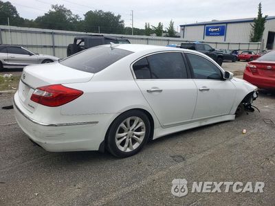 Trzecie zdjęcie samochodu z tyłu: 2013 HYUNDAI GENESIS 3.8L VIN:KMHGC4DD2DU214797 - miniatura