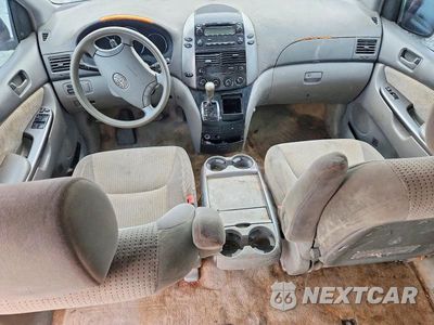 Zdjęcie 8 z 13 samochodu: 2008 TOYOTA SIENNA LE 8-PASSENGER VIN:5TDZK23C08S179913 - miniatura