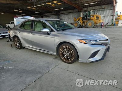 Czwarte zdjęcie samochodu z boku: 2018 TOYOTA CAMRY SE VIN:JTNB11HK5J3051944 - miniatura