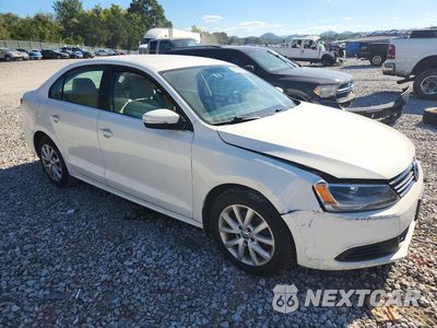 Czwarte zdjęcie samochodu z boku: 2013 VOLKSWAGEN JETTA SE VIN:3VWDP7AJ1DM356552 - miniatura
