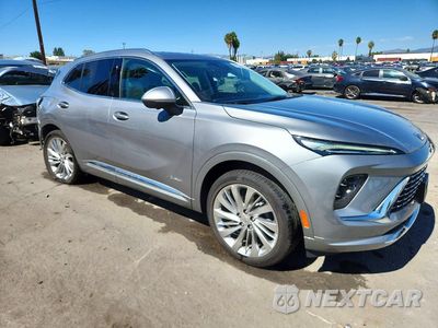 Czwarte zdjęcie samochodu z boku: 2026 BUICK ENVISION AVENIR VIN:LRBFZSR49TD088267 - miniatura