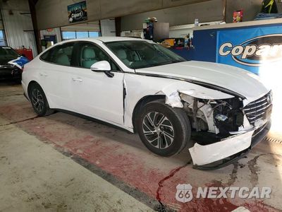 Czwarte zdjęcie samochodu z boku: 2022 HYUNDAI SONATA HYBRID BLUE VIN:KMHL24JJ4NA048362 - miniatura