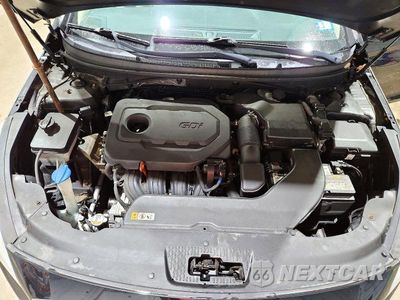 Zdjęcie 11 z 12 samochodu: 2017 HYUNDAI SONATA SE VIN:5NPE24AF7HH595406 - miniatura