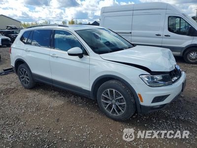 Czwarte zdjęcie samochodu z boku: 2019 VOLKSWAGEN TIGUAN SE VIN:3VV2B7AX9KM142856 - miniatura