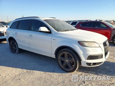 Czwarte zdjęcie samochodu z boku: 2015 AUDI Q7 PRESTIGE VIN:WA1DGAFE5FD002330 - miniatura