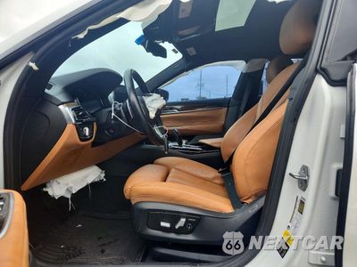 Zdjęcie 7 z 12 samochodu: 2018 BMW 6 SERIES VIN:WBAJV6C56JBK07639 - miniatura
