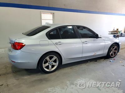 Trzecie zdjęcie samochodu z tyłu: 2014 BMW 320 I VIN:WBA3B1G5XENS79415 - miniatura