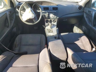 Zdjęcie 8 z 12 samochodu: 2010 MAZDA 3 I VIN:JM1BL1SG7A1240402 - miniatura