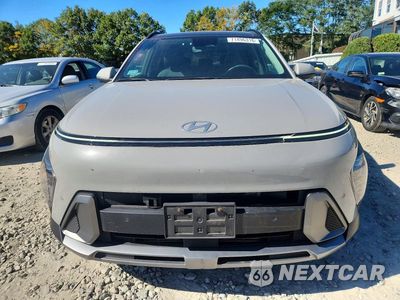 Piąte zdjęcie samochodu w środku: 2024 HYUNDAI KONA LIMITED VIN:KM8HE3A30RU052504 - miniatura