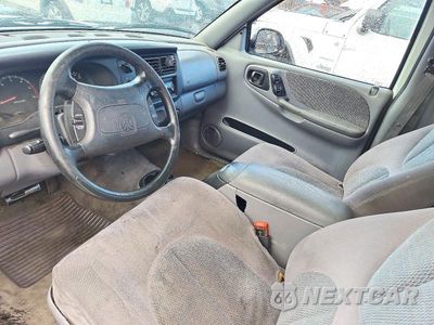 Zdjęcie 8 z 12 samochodu: 1998 DODGE DAKOTA VIN:1B7GL22Y0WS634474 - miniatura