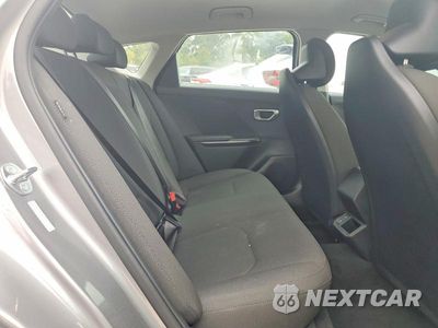 Zdjęcie 10 z 12 samochodu: 2026 KIA K4 LXS VIN:3KPFT4DE7TE277173 - miniatura
