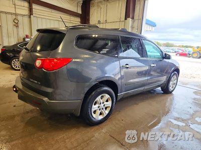 Trzecie zdjęcie samochodu z tyłu: 2012 CHEVROLET TRAVERSE LS VIN:1GNKVEED3CJ306554 - miniatura