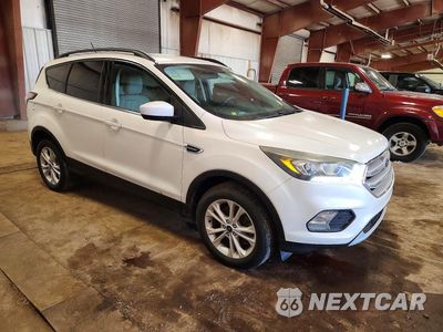 Czwarte zdjęcie samochodu z boku: 2018 FORD ESCAPE SEL VIN:1FMCU9HD7JUA96776 - miniatura