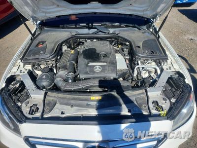 Zdjęcie 11 z 12 samochodu: 2017 MERCEDES-BENZ E 300 4MATIC VIN:WDDZF4KB0HA166011 - miniatura