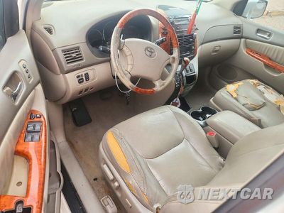 Zdjęcie 8 z 13 samochodu: 2007 TOYOTA SIENNA XLE LIMITED 7-PASSENGER VIN:5TDZK22C87S061611 - miniatura