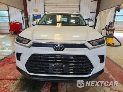 Piąte zdjęcie samochodu w środku: 2025 TOYOTA GRAND HIGHLANDER XLE VIN:5TDAAAB56SS072434 - miniatura
