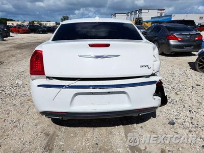 Zdjęcie 6 z 12 samochodu: 2016 CHRYSLER 300C VIN:2C3CCAEG6GH147594 - miniatura
