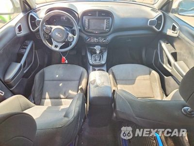 Zdjęcie 8 z 12 samochodu: 2020 KIA SOUL LX VIN:KNDJ23AU2L7710305 - miniatura