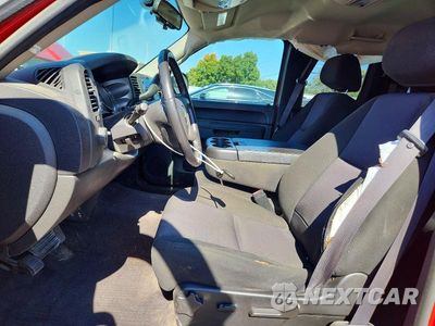 Zdjęcie 7 z 12 samochodu: 2011 CHEVROLET SILVERADO K1500 LT VIN:1GCRKSE38BZ404372 - miniatura
