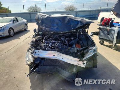 Piąte zdjęcie samochodu w środku: 2020 TOYOTA CAMRY SE VIN:4T1G11AK0LU924061 - miniatura