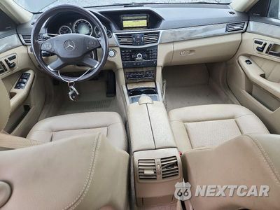 Zdjęcie 8 z 12 samochodu: 2010 MERCEDES-BENZ E 350 4MATIC VIN:WDDHF8HB7AA229248 - miniatura