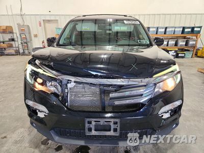 Piąte zdjęcie samochodu w środku: 2016 HONDA PILOT EXLN VIN:5FNYF6H78GB045592 - miniatura
