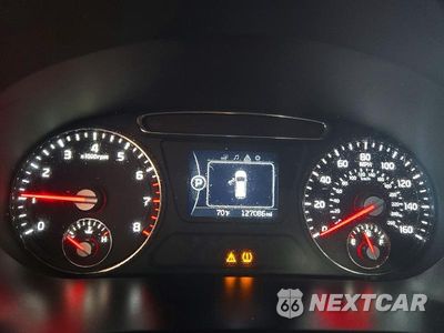 Zdjęcie 9 z 13 samochodu: 2016 KIA SORENTO LX V6 VIN:5XYPGDA5XGG132019 - miniatura