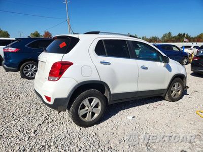 Trzecie zdjęcie samochodu z tyłu: 2020 CHEVROLET TRAX 1LT VIN:KL7CJPSB6LB066298 - miniatura