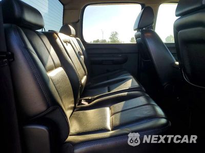 Zdjęcie 10 z 12 samochodu: 2007 GMC NEW SIERRA C1500 VIN:3GTEC13027G516008 - miniatura