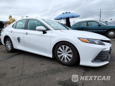 Czwarte zdjęcie samochodu z boku: 2024 TOYOTA CAMRY LE VIN:4T1C31AK0RU631939 - miniatura
