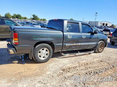 Trzecie zdjęcie samochodu z tyłu: 2005 GMC NEW SIERRA C1500 VIN:2GTEC13T051163803 - miniatura
