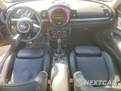 Zdjęcie 8 z 12 samochodu: 2017 MINI COOPER S CLUBMAN ALL4 VIN:WMWLU5C50H2E81938 - miniatura